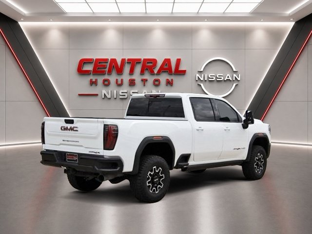 Used 2025 GMC Sierra 2500 AT4X AWD/4WD image 5