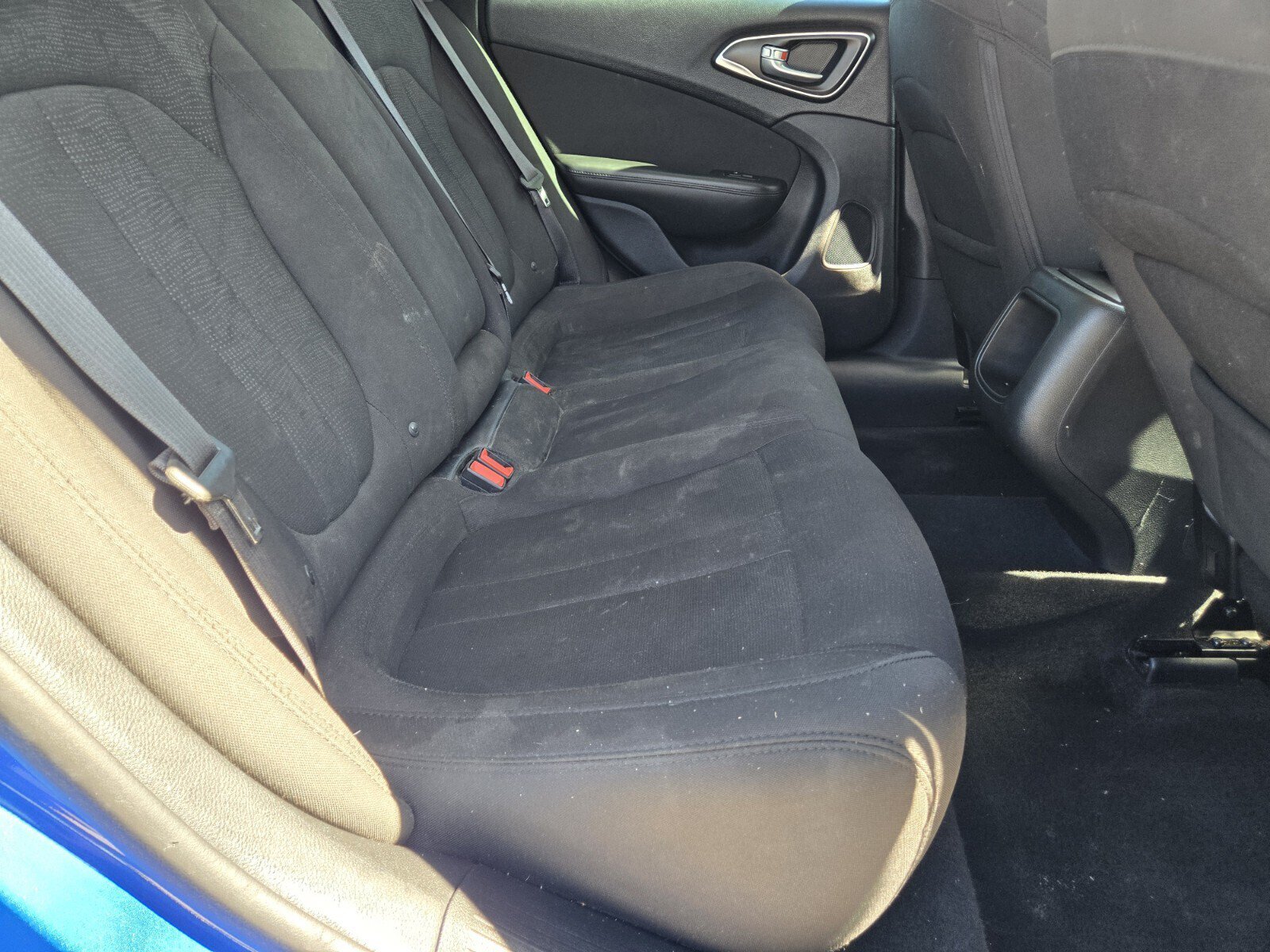 Used 2015 Chrysler 200 Limited w/ Convenience Group FWD image 10