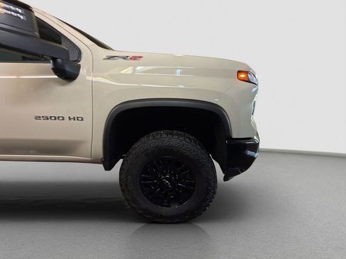 Used 2026 Chevrolet Silverado 2500 ZR2 AWD/4WD image 32