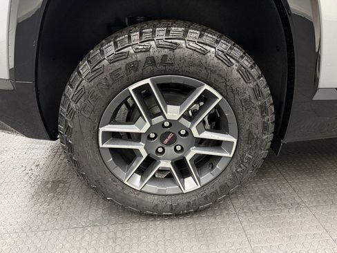 New 2026 GMC Terrain AT4 image 12