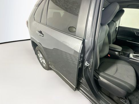 Certified 2025 Toyota RAV4 XLE w/ Convenience Package FWD image 28