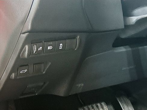 New 2026 Toyota Corolla Cross XLE FWD image 10