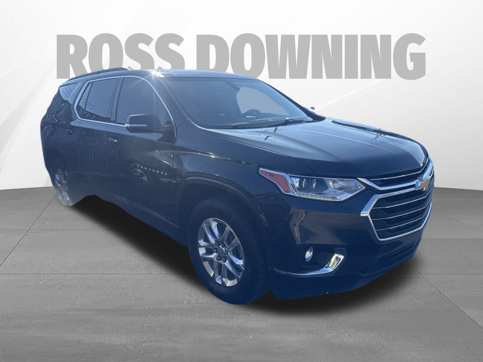 Used 2019 Chevrolet Traverse LT FWD image 3