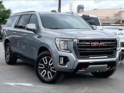 Used 2023 GMC Yukon XL AT4 w/ AT4 Premium Package AWD/4WD image 38