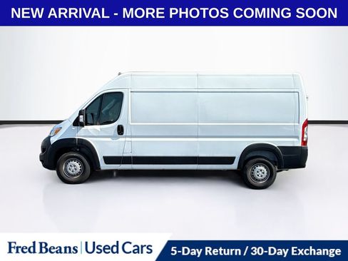 Used 2024 RAM ProMaster 3500 w/ Safety Group FWD image 4