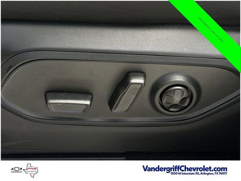 Used 2025 Jeep Grand Cherokee Laredo X RWD image 25