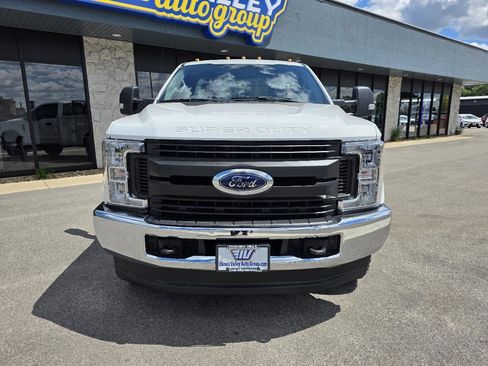 Used 2017 Ford F350 XL w/ Power Equipment Group AWD/4WD image 13