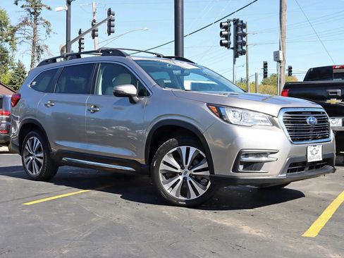 Used 2019 Subaru Ascent Limited AWD/4WD image 2