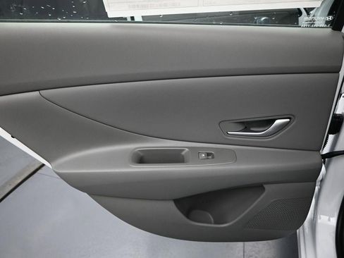 New 2025 Hyundai Elantra Sport image 20