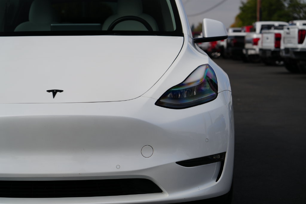 Used 2022 Tesla Model Y Performance AWD/4WD image 5