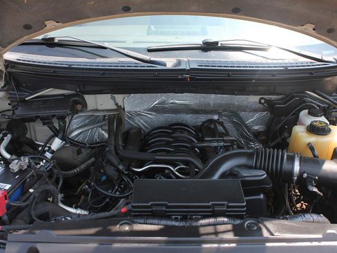 Used 2012 Ford F150 XLT w/ XTR Pkg image 49