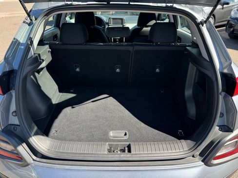 Used 2021 Hyundai Kona SE AWD/4WD image 11