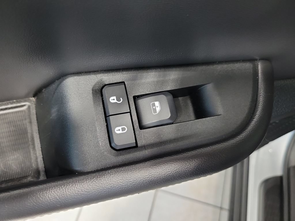 Used 2024 Jeep Grand Cherokee L Laredo AWD/4WD image 29