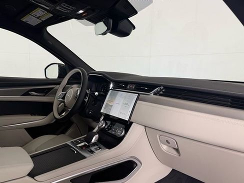 New 2026 Jaguar F-PACE R-Dynamic S image 20