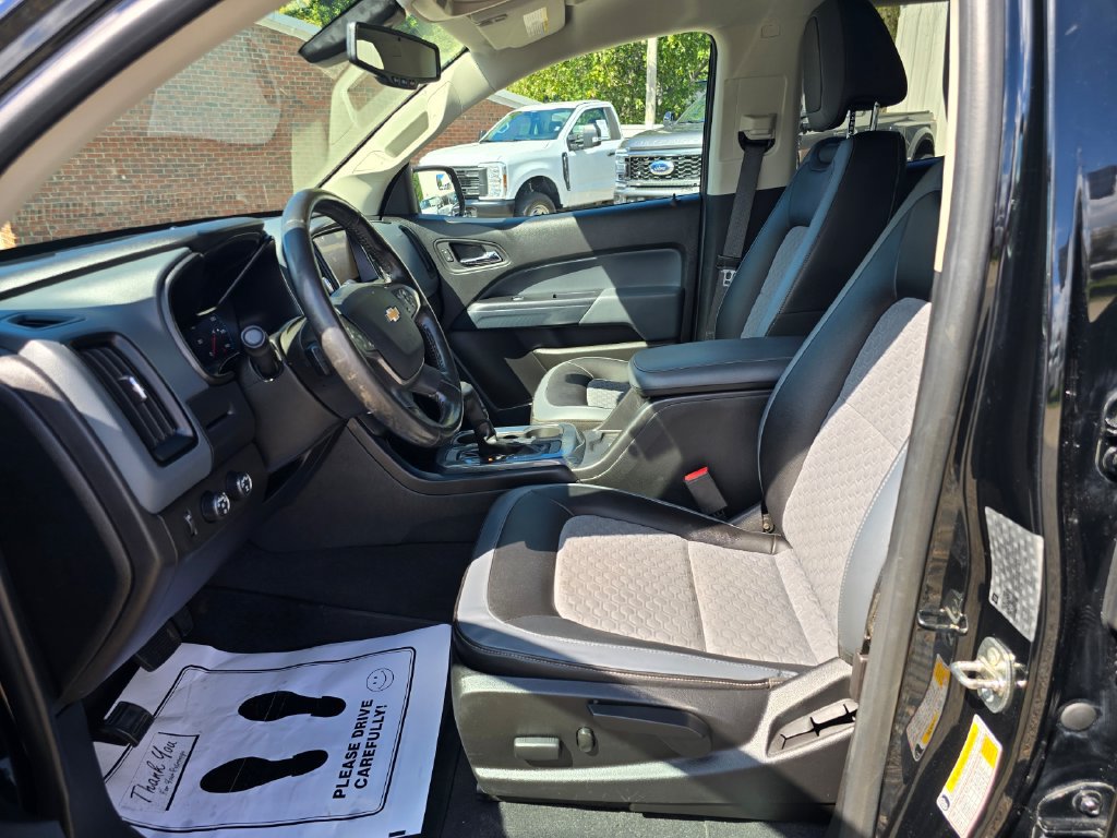 Used 2020 Chevrolet Colorado Z71 AWD/4WD image 9