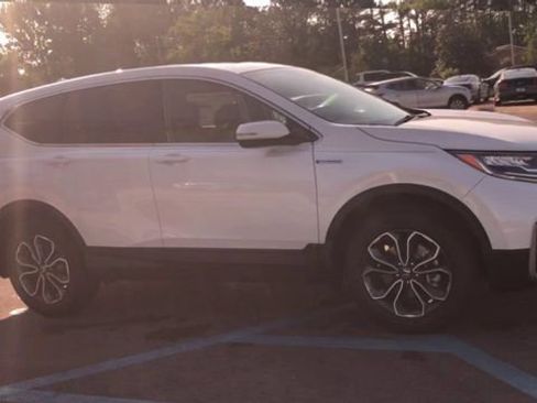 Certified 2022 Honda CR-V EX image 2