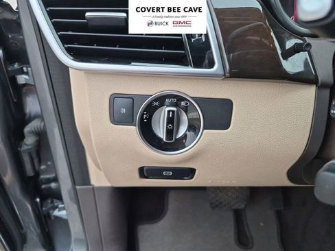 Used 2018 Mercedes-Benz GLE 350 4MATIC image 32