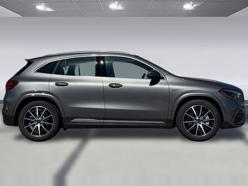 New 2026 Mercedes-Benz GLA 35 AMG 4MATIC image 8