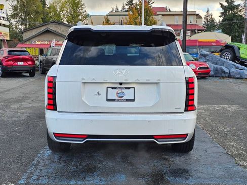Used 2026 Hyundai Palisade Calligraphy image 6