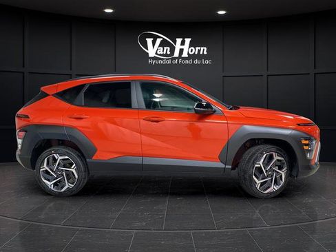 New 2026 Hyundai Kona SEL Premium image 2