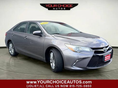 Used 2015 Toyota Camry SE FWD image 8