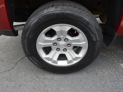 Used 2018 Chevrolet Silverado 1500 LT w/ All Star Edition image 33