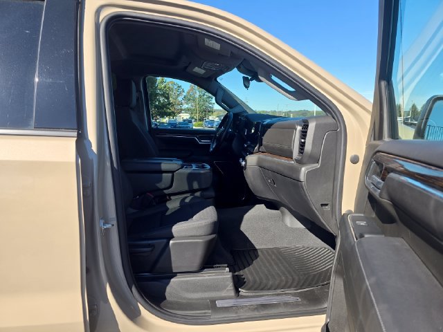 Used 2023 GMC Sierra 1500 Elevation AWD/4WD image 17