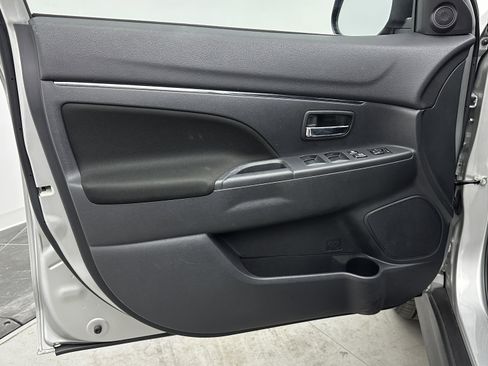 Used 2021 Mitsubishi Outlander Sport S image 10