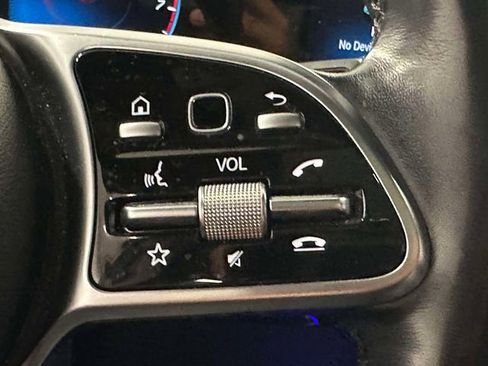 Certified 2023 Mercedes-Benz GLA 250 4MATIC image 27