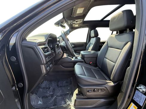 Used 2024 Chevrolet Tahoe LT w/ Luxury Package AWD/4WD image 9