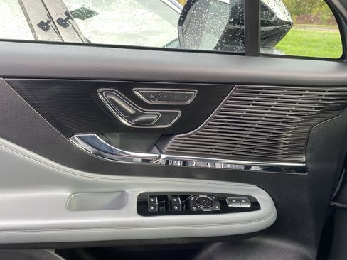 Used 2022 Lincoln Corsair AWD w/ Equipment Group 101A image 13