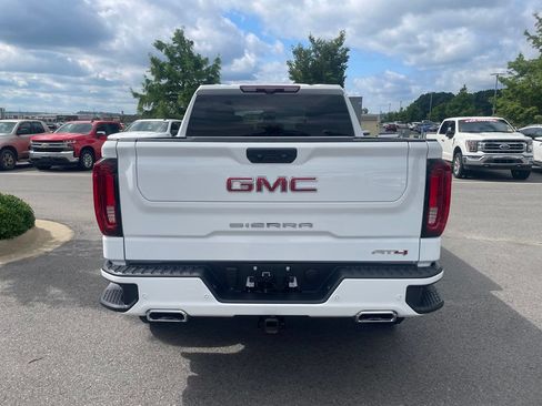 Used 2024 GMC Sierra 1500 AT4 w/ Technology Package AWD/4WD image 6