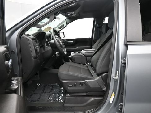 Used 2025 Chevrolet Silverado 1500 Custom w/ Turbomax Blackout Package RWD image 11