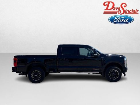 Used 2025 Ford F350 Platinum AWD/4WD image 5