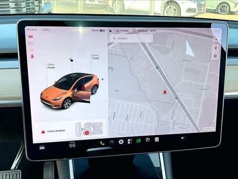 Used 2021 Tesla Model Y Long Range AWD/4WD image 31