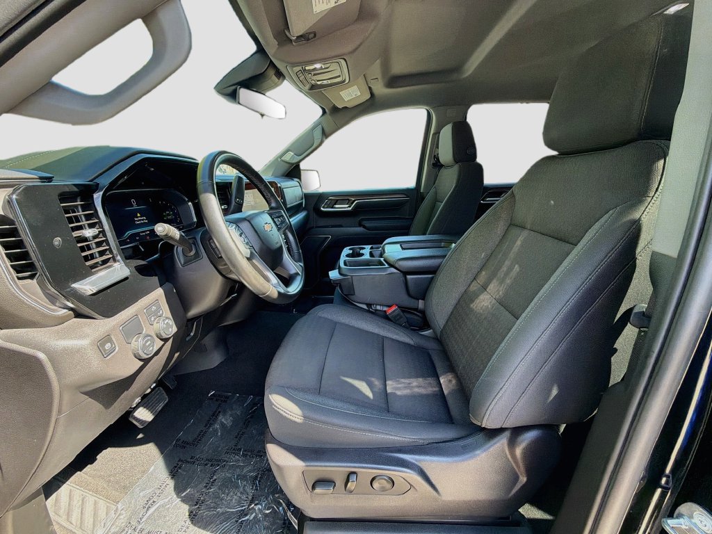 Used 2024 Chevrolet Silverado 1500 LT w/ LPO, Dark Essentials Package RWD image 19