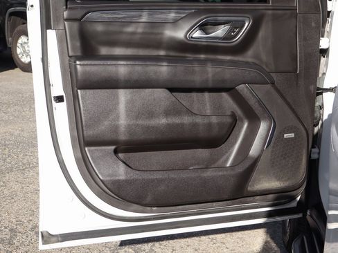 Used 2021 GMC Yukon SLT image 15