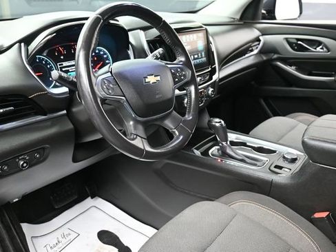 Used 2019 Chevrolet Traverse LT image 14