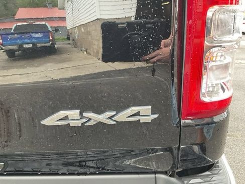 Used 2020 RAM 1500 Big Horn AWD/4WD image 30