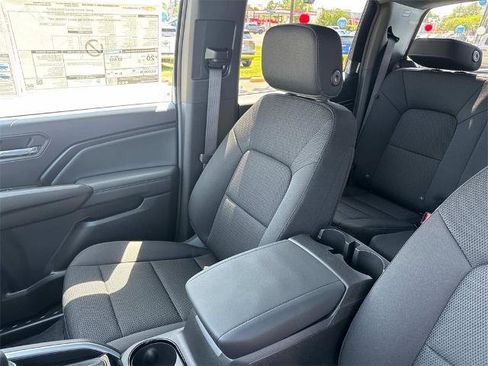 Used 2025 Chevrolet Colorado LT image 14