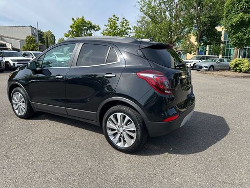 Used 2020 Buick Encore Preferred w/ Safety Package AWD/4WD image 4