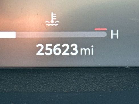 Used 2025 Toyota RAV4 Limited image 20