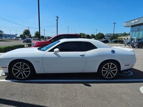 Used 2020 Dodge Challenger R/T w/ Plus Package RWD image 2