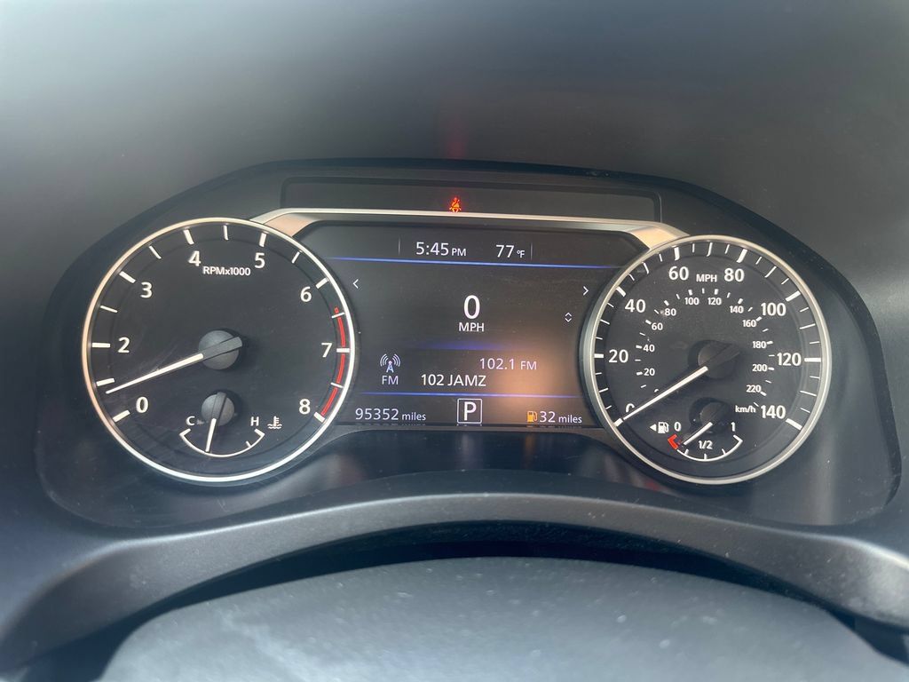 Used 2022 Nissan Altima 2.5 SV FWD image 19