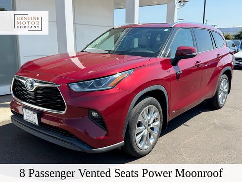 Used 2021 Toyota Highlander Limited AWD/4WD image 1