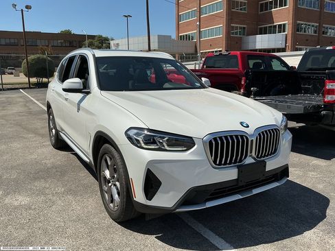 Used 2023 BMW X3 xDrive30i w/ Premium Package AWD/4WD image 5