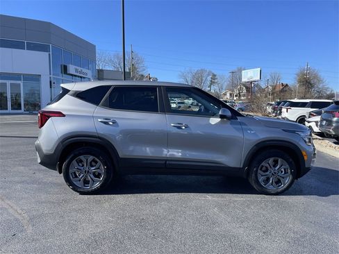 Certified 2026 Kia Seltos LX image 4