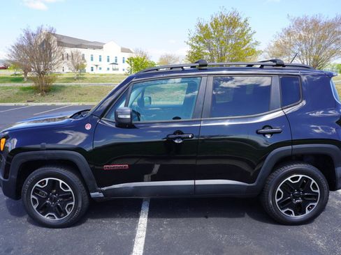 Used 2017 Jeep Renegade Trailhawk image 13
