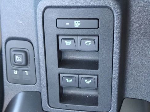 Certified 2024 Ford Bronco Wildtrak image 24