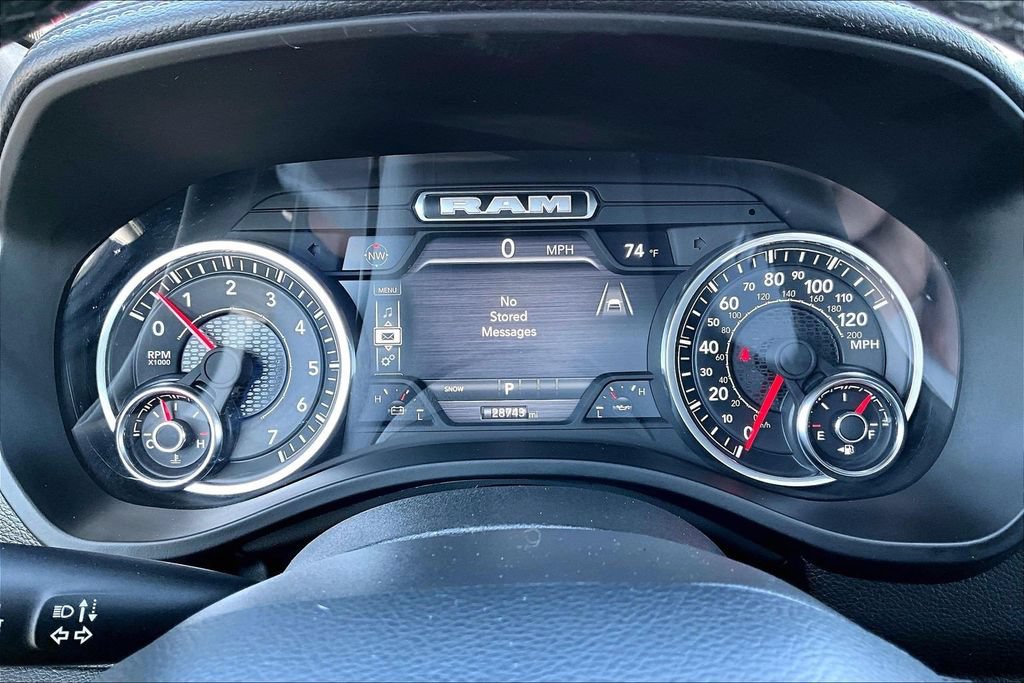 Used 2025 RAM 1500 Laramie AWD/4WD image 14